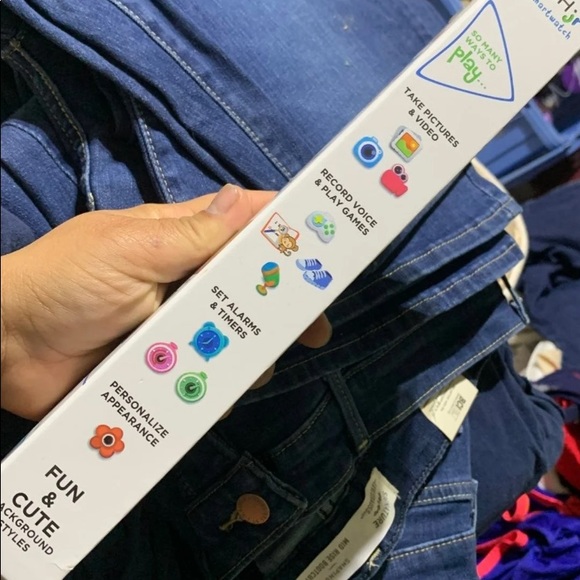 KIDS SMARTWATCH - Picture 3 of 5